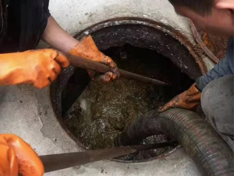 常州清理化粪池时如何避免沼气的危害?